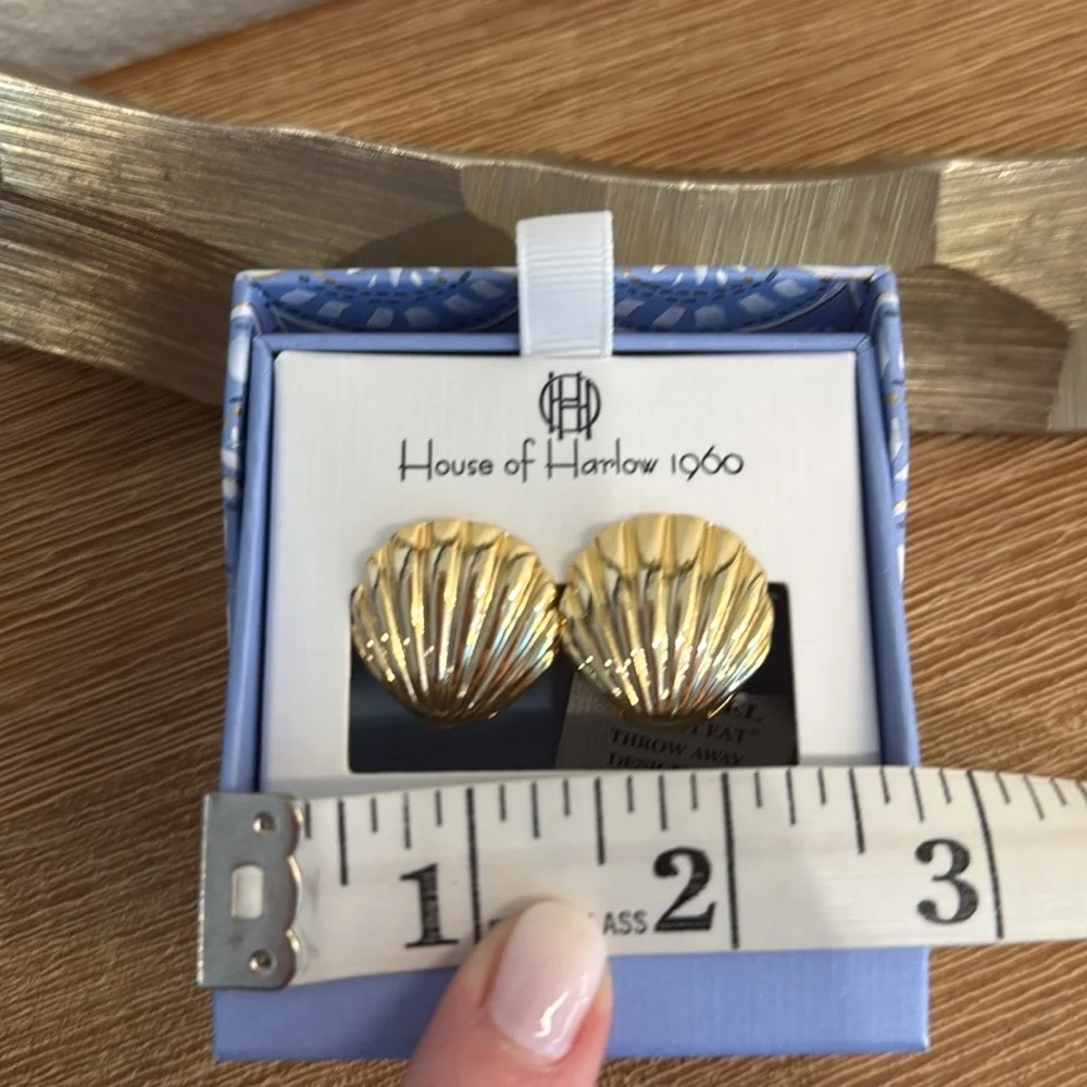 nib HOUSE OF HARLOW Scallop Shell Earrings - Picture 8 of 8